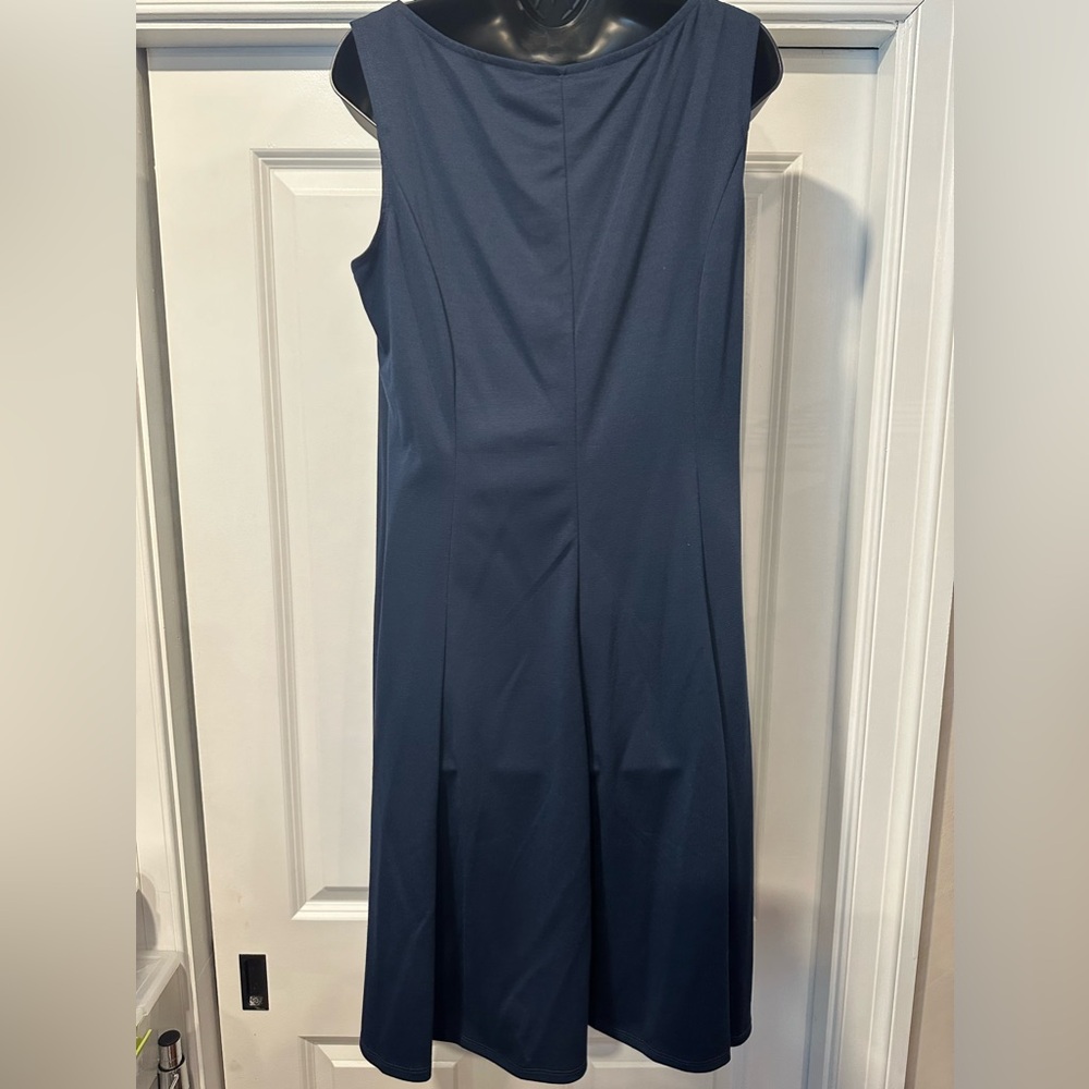 Two Dress - Picture 6 of 10